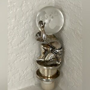 Vintage Neiman Marcus Atlas Globe Wine Stopper!